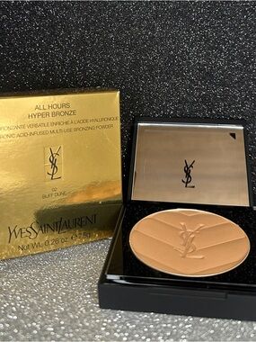 Yves Saint Laurent Hyper Bronze Powder in 02 Buff Dune